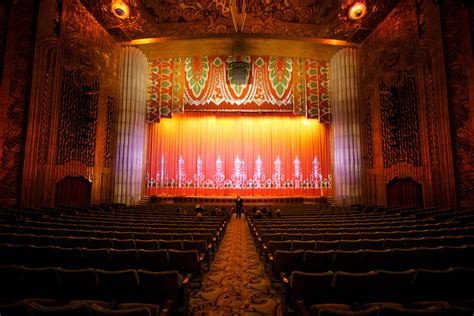 Paramount Theatre Oakland
