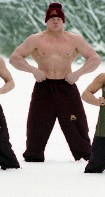 Brock Lesnar posing in the snow with his college wrestling team : r ...