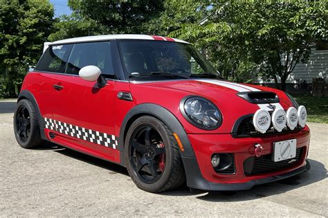 2013 Mini Cooper With Rally Lights