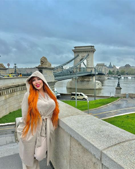 Genesis Bravo (@geneesispaloma) • Instagram photos and videos