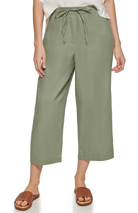 Best Linen Pants for Women: Stay Cool on Your Summer Vacation