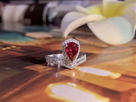 红宝石戒指有这么多美好的爱情寓意 我们一同来看看吧__凤凰网
