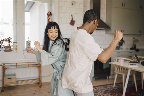 Understanding The Different Levels Of Intimacy In Relationships ...