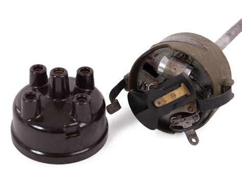 Image result for How Does a Distributor Work