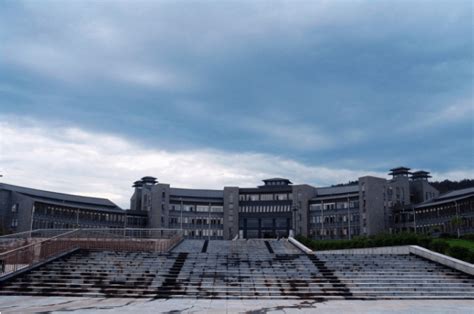 湖北襄阳专科大学名单及最新排名2024