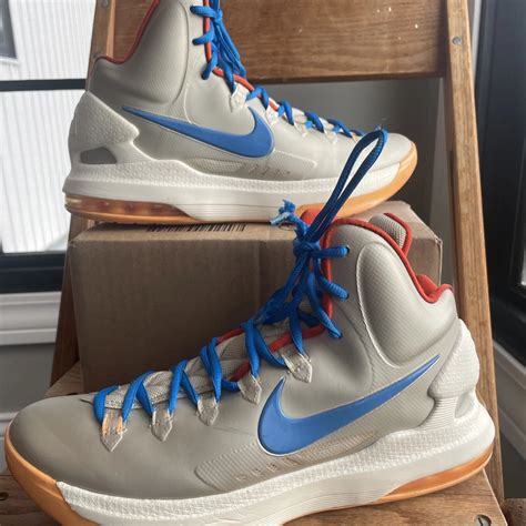 Kd V Orange And Blue