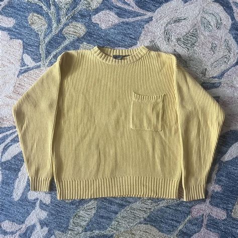 Vintage Liz Wear ribbed light yellow sweater Front... - Depop