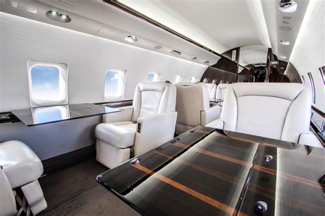 N121SA Global Express - Sun Air Jets S/N 9082