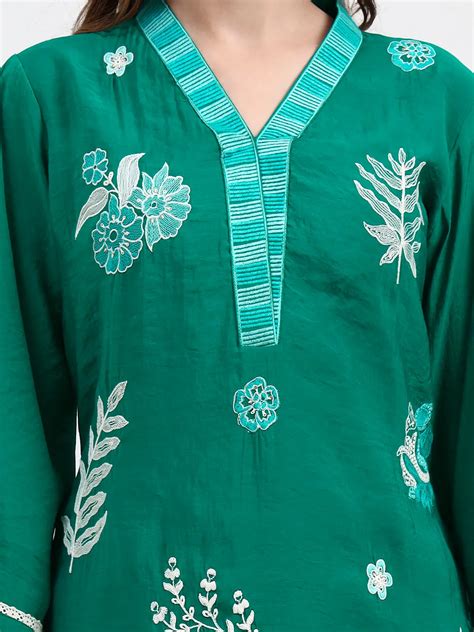 Green Mul Chanderi Thread Work Sequins Work Straight Kurta Trouser Dup ...