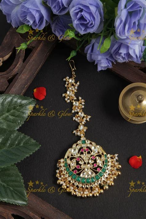 Elegant Jadau Kundan Maang Tikka with Gold Beads – Sparkle and Glow