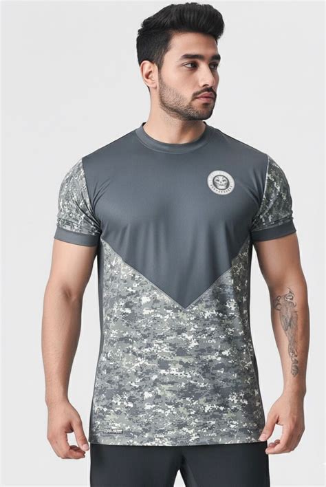 Military Green Camo Crew Neck (Buy a Size Smaller) – ARMOUR HEAVY