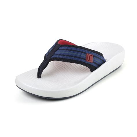 Buy Slides for Men - Slides Slippers & Chappals Online – Fila India