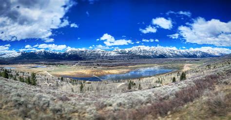 Another beautiful day at work : r/wyoming