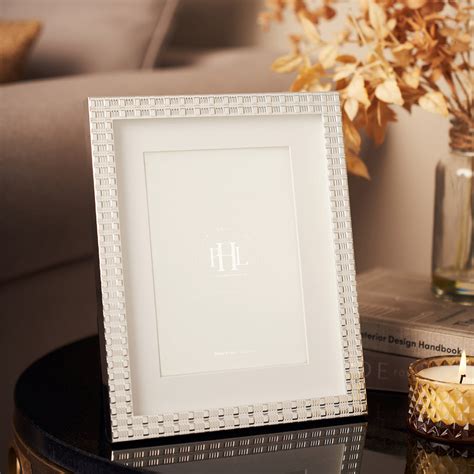 Silver Plated Geometric Pattern Metal Photo Frame - Large