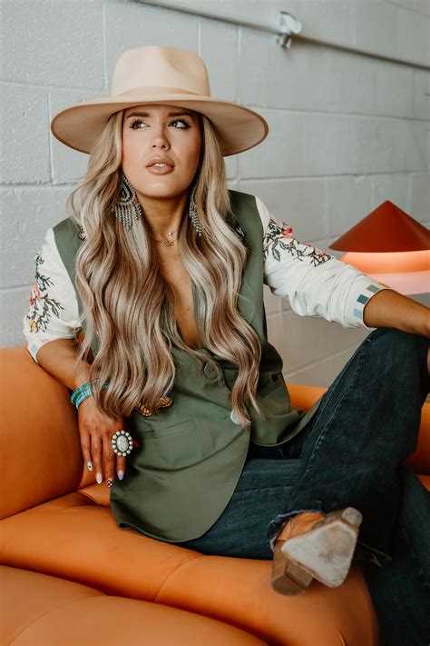 Foundation Star Amy Tyger On The Five Things You Need To Shine In The ...