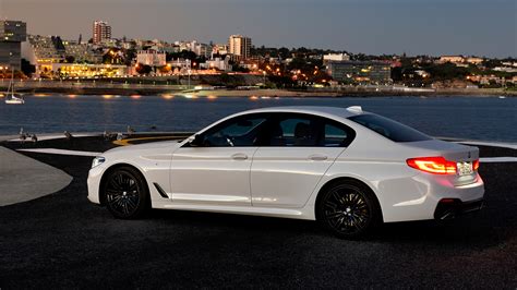 BMW 5 series 2017 Diesel Std Exterior Car Photos - Overdrive