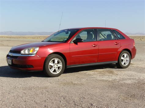 Red 2005 Chevy Malibu Classic