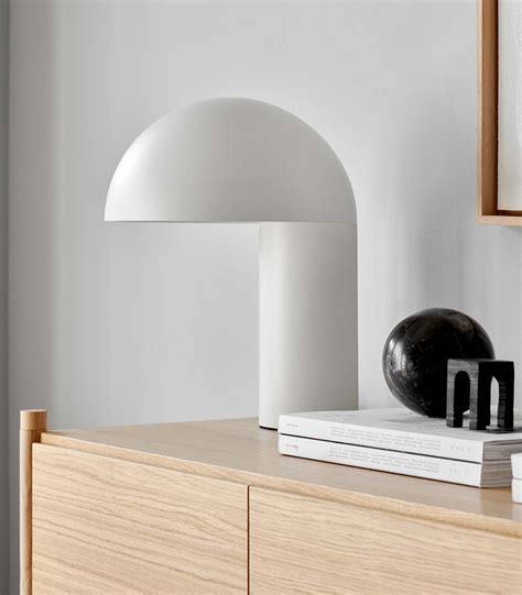Leery Table Lamp | Lighterior