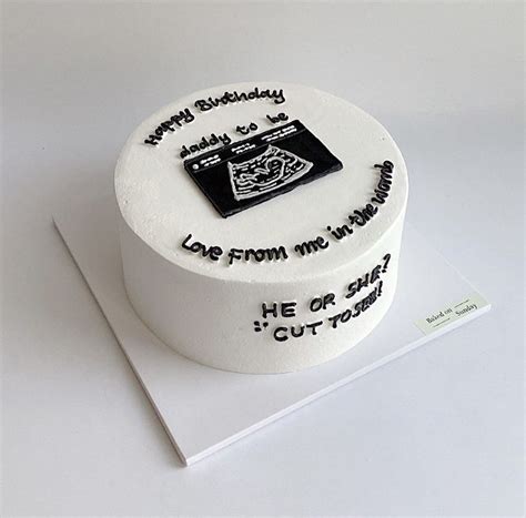 19 Gorgeous Gender Reveal Cake Ideas - The Greenspring Home | Small ...