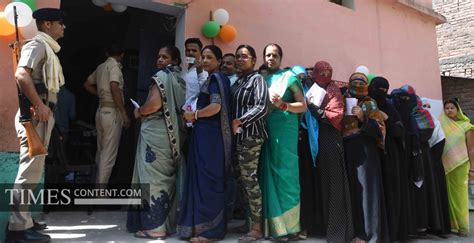Voting News Photo Second phase of Lok Sabha elections
