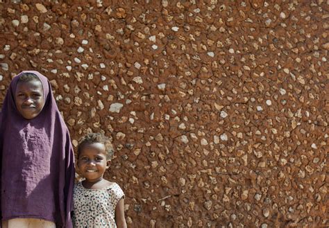 Kenya army: Somali villagers need food aid – Deseret News