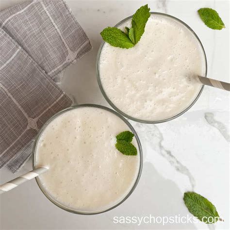 Coconut Milk Smoothie - Sassy Chopsticks