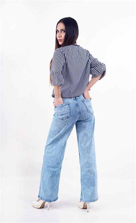 Missy Classy Shirt – www.closetcircus.com