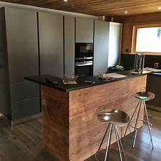 mobili nino giaveno cucina moderna in chalet a valloire mittel granito mobili nino giaveno cucina moderna in chalet a valloire mittel granito