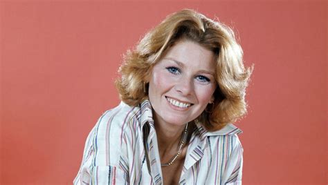 Jennifer Leak, 'The Young and the Restless' star, dies at 76 | FOX 5 DC