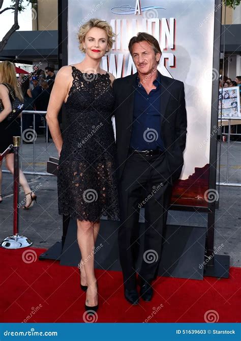 Charlize Theron Height : Charlize Theron Height Weight Age And Full ...