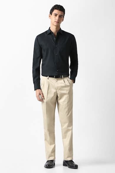 Buy Men Beige Solid Regular Fit Trousers Online - 40246237 | Van Heusen