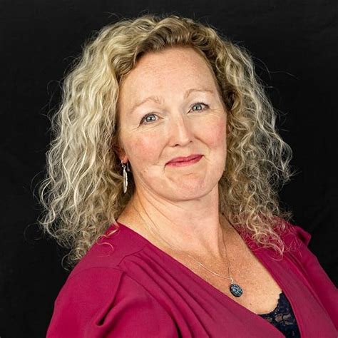 Resilient Women In Life And Business eBook : Hayden, Kim, Priestley ...