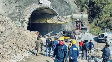 Uttarkashi tunnel collapse: Jharkhand officials leave for Uttarakhand ...
