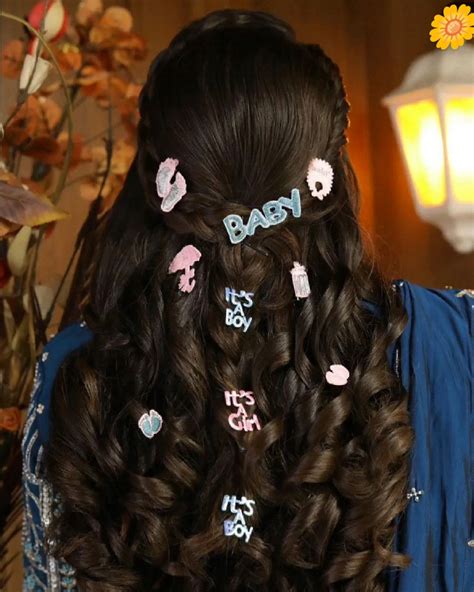 women baby shower hairstyle🌼 | Baby shower hair styles, Baby shower ...