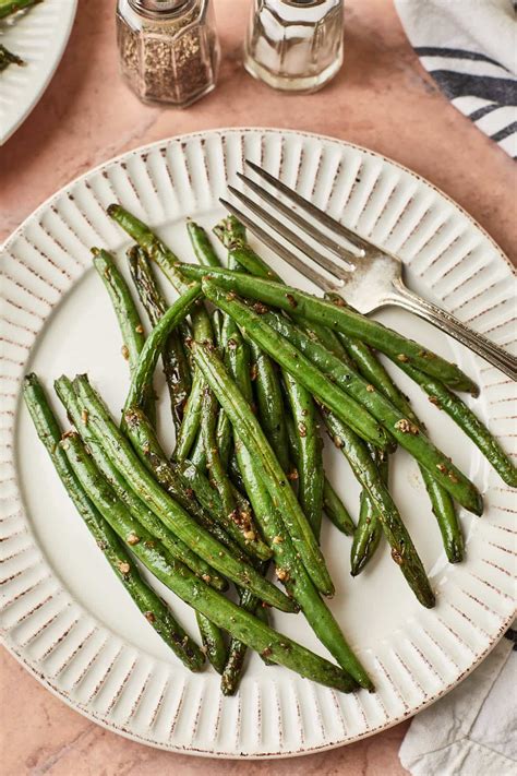 Skillet Green Beans - Simply Whisked
