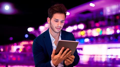 The cornerstone of composable banking success | Finastra
