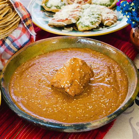 Pipián rojo mexicano, la salsa más deliciosa para pollo y carne