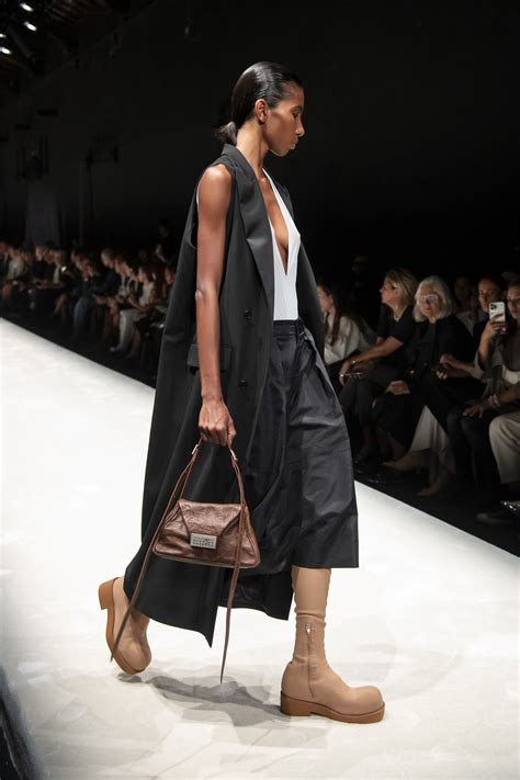 MM6 Maison Margiela RTW Spring 2024 [PHOTOS]