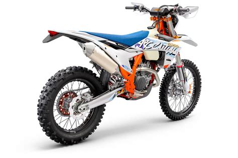 Motorrad Vergleich KTM 500 EXC-F CHAMPION EDITION 2025 vs. KTM 500 EXC ...