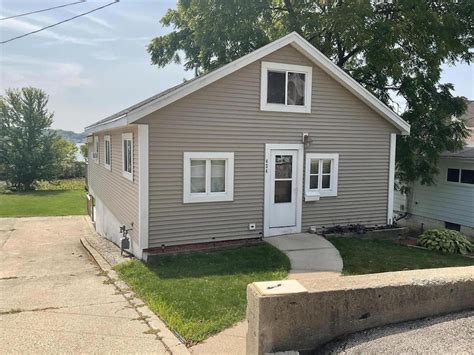 424 W Wisconsin Ave, Pewaukee, WI 53072 | Homes.com