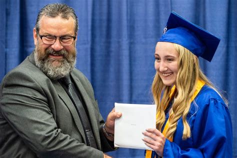 See seniors celebrate the 2022 Erie First Christian graduation ceremony