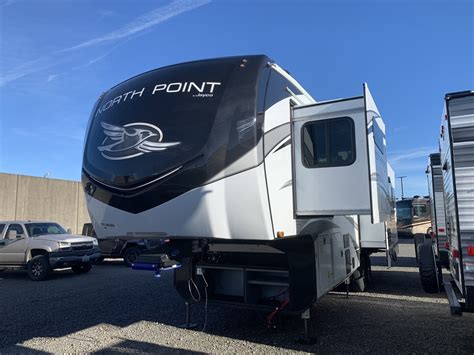 RV Travel Trailers for Sale | Roberson RV Dealers in Oregon