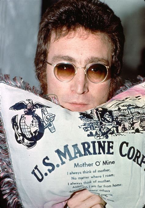 The story of the glasses worn by John Lennon during his Lost Weekend ...