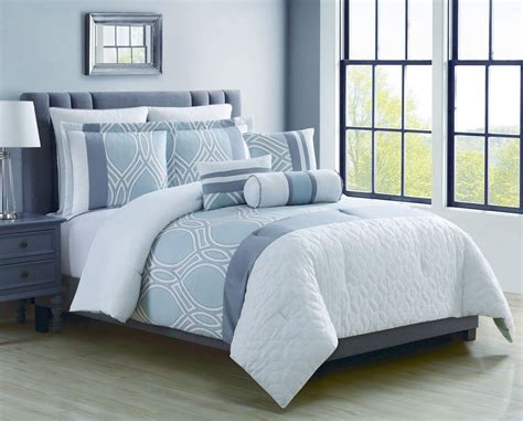 Light Blue And White Comforter King at David Masterson blog