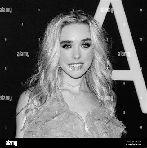 Los Angeles, CA, - Dec 07, 2022: Jenna Davis arrives at the movie ...