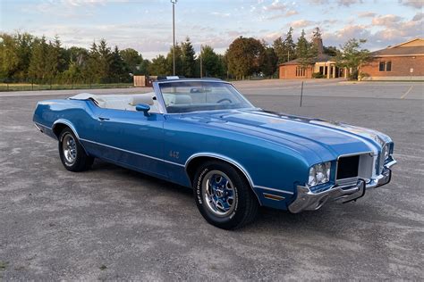 Oldsmobile 442 - Information and photos - MOMENTcar