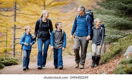 Hiking 的图像结果