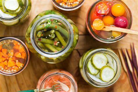 How To Quick Pickle Any Summer Vegetable | Recipe | Pickling recipes ...