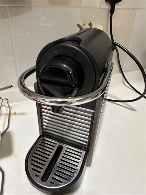 Nespresso Pixie Coffee Machine 的图像结果