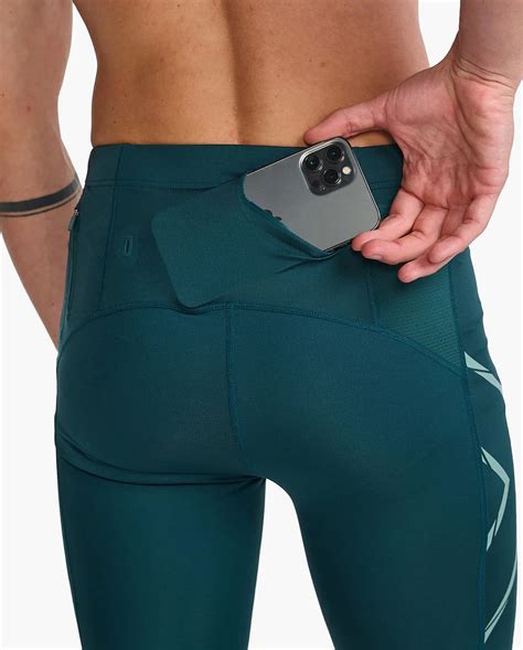 2XU Light Speed Men Compression Shorts – triQUIP Sports